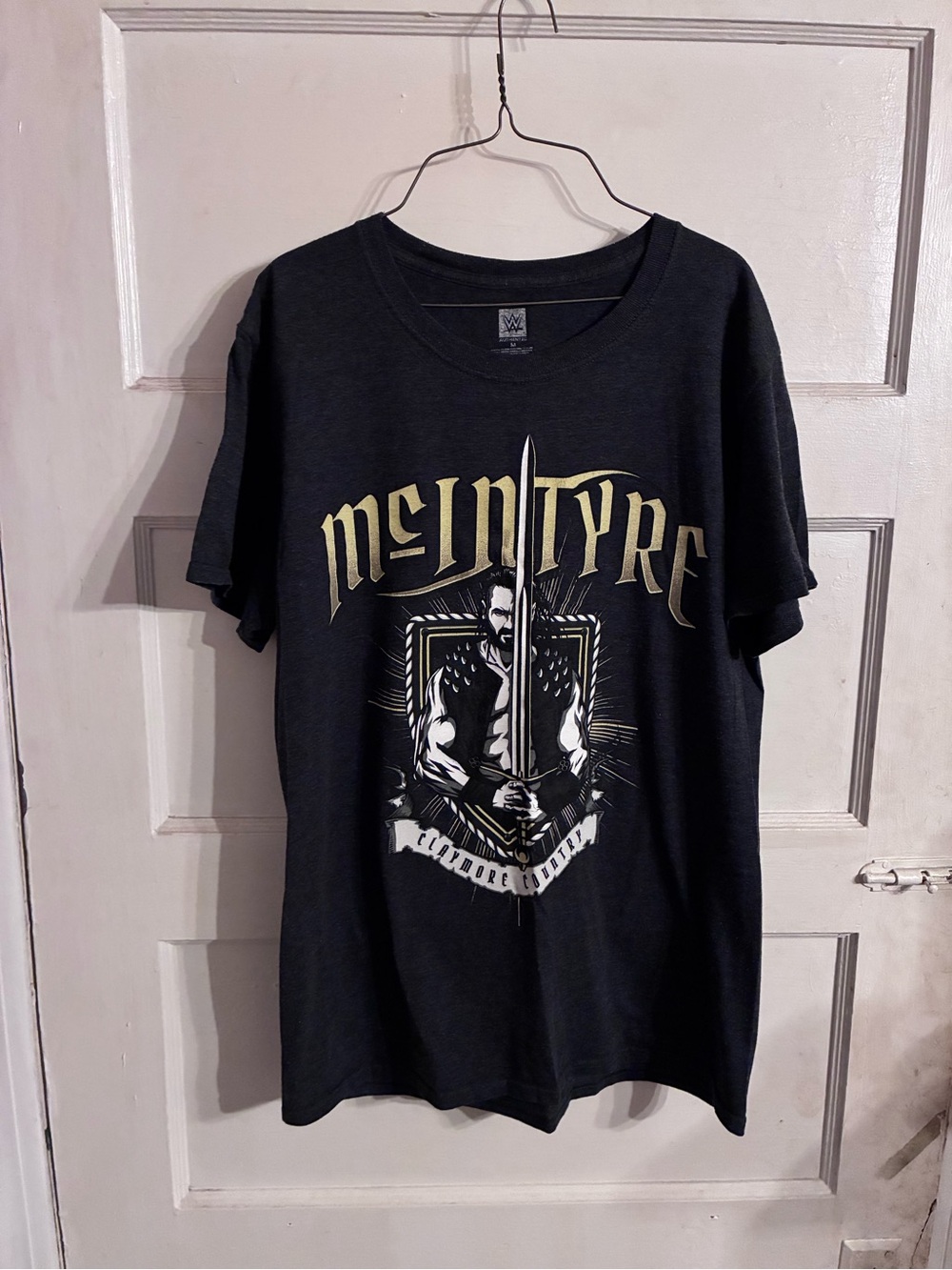 WWE Drew McIntyre Claymore Country Charcoal Gray Wrestling T-Shirt Size Medium